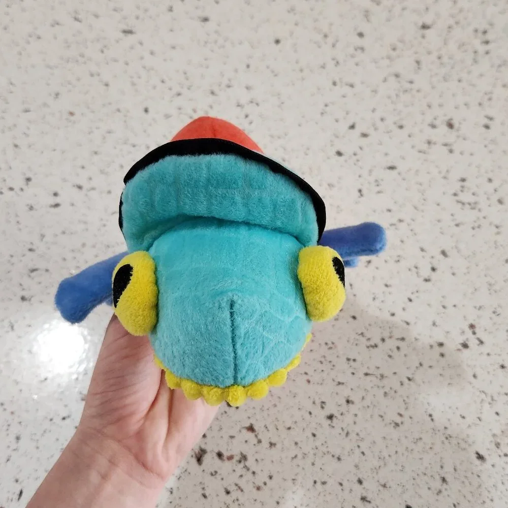 Bark Volana Iguana Madagascar Squeaky Crinkle Dog Toy sz M?